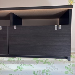 テレビボードの画像
