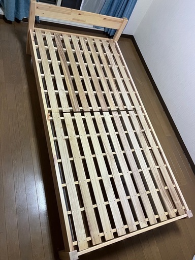 ニトリ　シングルベッド 組み立て1分　　