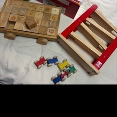 洋服30点　木のおもちゃセットの画像