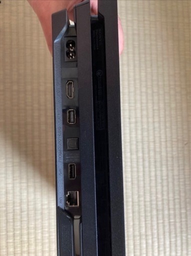 「本体とコントローラー PlayStation 4 Pro （PS4 Pro）1TBモデル」の最終型番