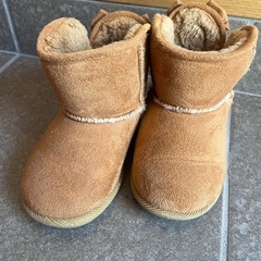 子供ブーツの画像