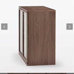 ※決まりました　 無印良品　木製キャビネット　ガラス扉　ウォールナット材の画像