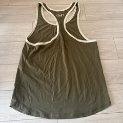 UNDER ARMOR タンクトップの画像