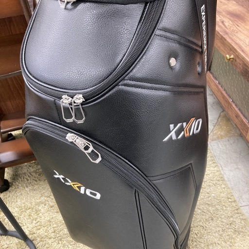 ⭐︎未使用品⭐︎ゼクシオ　XXIO キャディーバッグ　軽量スタンダードGGC-X142
