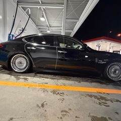 Y51前期フーガハイブリッドの画像