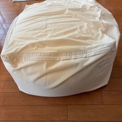 無印良品　ビーズクッション大　の画像