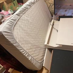 100V*2+USB-A*1 コンセント、収納引き出し*2付きシングルベッドマットレス付き の画像