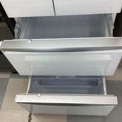 ⭐️春日市⭐️定価168,570円⭐️MITSUBISHI⭐️三菱⭐️470 L冷蔵庫⭐️2020年製⭐️ MR- Ｗ X47 LF⭐️6ドア⭐️幅65㎝⭐️ロータイプ⭐️N o5945の画像