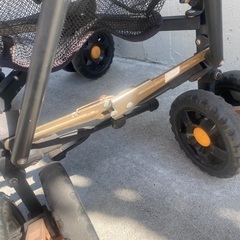 B型ベビーカー キャリー ジープ カーキ ベビーカーの画像