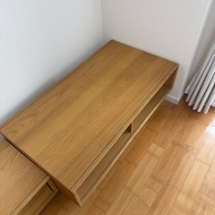 リビングテーブルの画像