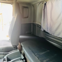 いすゞ フォワード 4t平 荷台鉄板 全塗装済 調子いいの画像