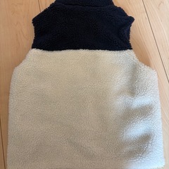 baby GAP  ベストの画像