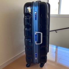 無料　スーツケースの画像