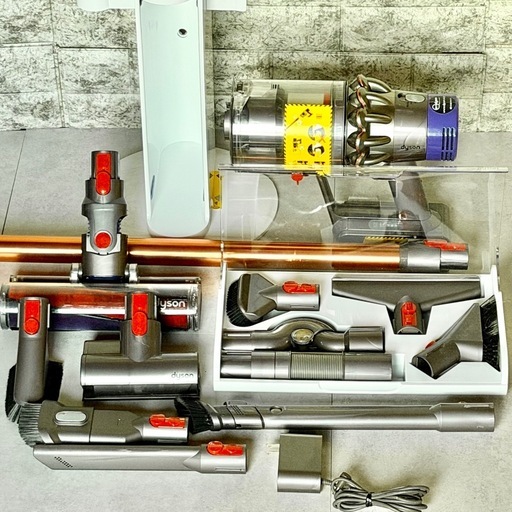 Dyson Cyclone V10 Fluffy SV12 フロアドック付き