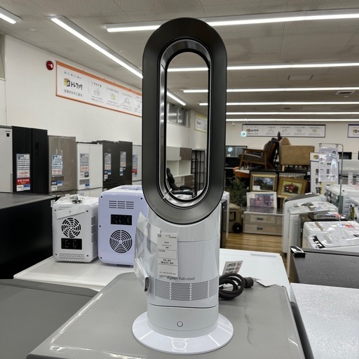 Dyson ダイソン セラミックファンヒーター AM09 2024年製 HOT &cool 空調家電 のご紹介です！