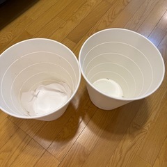 ゴミ箱の画像