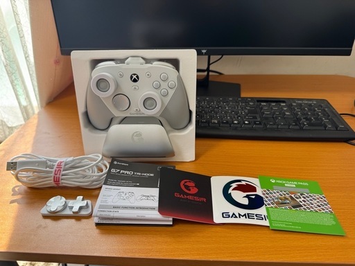 Gamesir G7 Pro ホワイト　
コントローラー