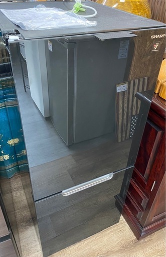 SHARP 　冷蔵庫 SJ-GD15G-B ブラック系 鏡面ドア 2021年製 152L