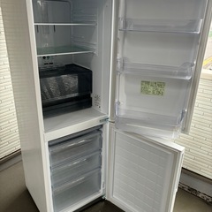 シャープ　冷蔵庫　SJ-PD31H-W 2022年製の画像