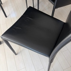 美品大理石調セラミックダイニングテーブルと椅子4脚　価格相談承りますの画像