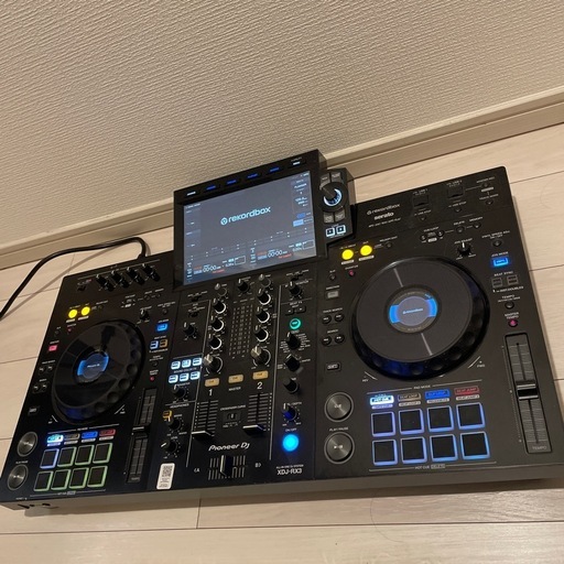 Pioneer DJ XDJ-RX3お譲りします。(箱付き)
