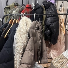 衣装ラックの画像