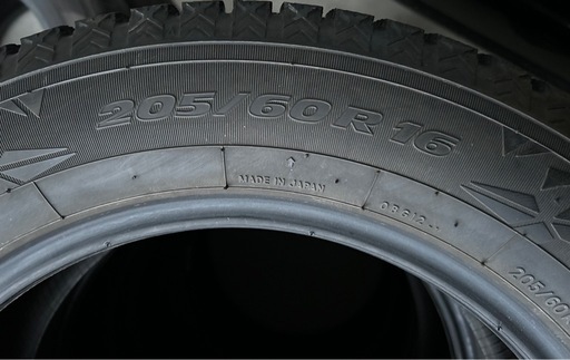 205/60R16スタッドレス
