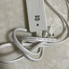 IKEA 延長コードOAタップ3個口 1.5mの画像