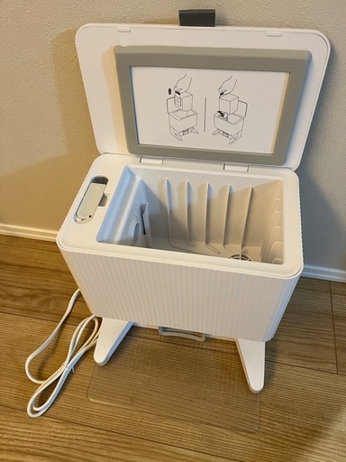 【最終値下げ/美品】ルンバ　Roomba Combo2Essential　