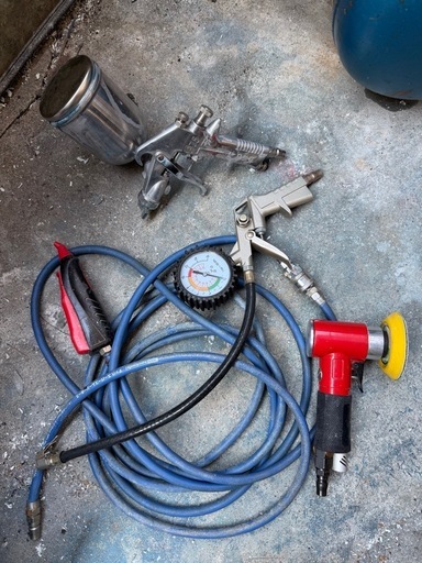 購入者決まりました。超お得　　DIYに　コンプレッサー　フルセット　不備ナシ