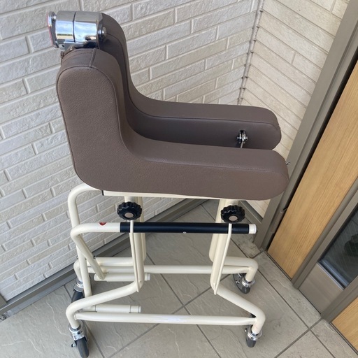 【お値下げしました】シルバー歩行車・歩行器アルコーウィット-T(抵抗器付）