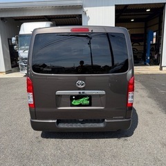 ハイエース　ハイエースバン　50周年　限定色の画像