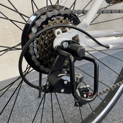 🉐新車🉐クロスバイク 700c 6段変速の画像