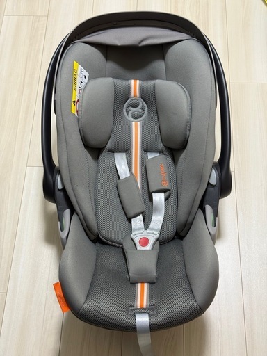 CYBEX GOLD　クラウド G i-Size カラー：グレー　美中古