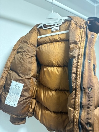 【定価20万以上】ストーンアイランド　ダウン