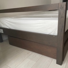 無印　収納引き出し棚付きセミダブルベッドの画像