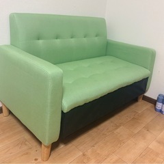 ソファーの画像