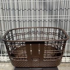 ブリヂストン⭐️未使用美品⭐️自転車フロント用バスケット 日本製 『ドレスラウンドバスケット』メーカー正規品 3,366円のお品物（取付金具無し） の画像