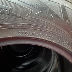 TOYOタイヤ　スタッドレスの画像