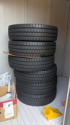 215/70R17.5　BS　2024年製　6本セット　
バリ溝