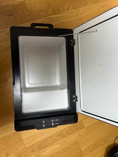 【値下げ中】車載用冷蔵庫