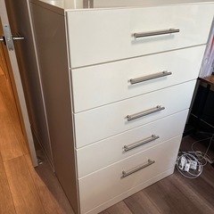 ホワイトチェスト
の画像