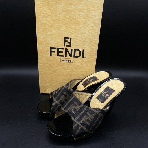 FENDI サンダル