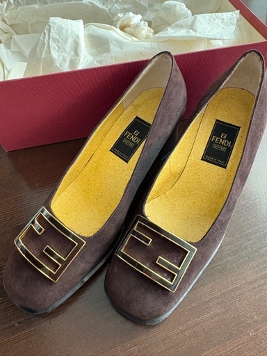 フェンディ FENDI パンプス