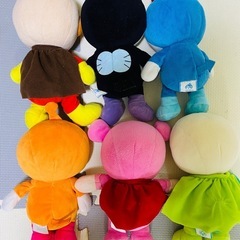 アンパンマン と仲間たちぬいぐるみセットの画像