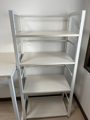 引っ越しに伴い、家具をまとめてお譲りします。