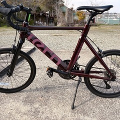 【直接取引き】TERN ターン　SURGEサージュ　ミニベロロード2022モデル室内保管の画像