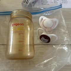 搾乳機　おしゃぶり　ミルク入れ　離乳食スプーンの画像