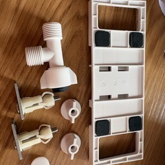 目黒区引取り限定無料【新品未使用】電源不要 シャワートイレ 水圧式 サファイアの画像