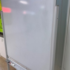 キャスター付き　縦型ホワイトボード　オフィス家具　スリムホワイトボードの画像